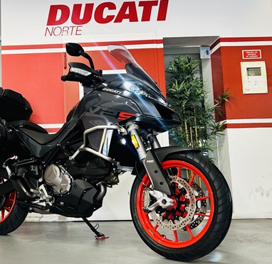 Ducati Multistrada V2 S Street Grey | Moto