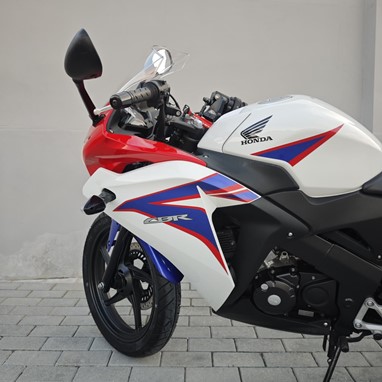Honda CBR 125R | Moto