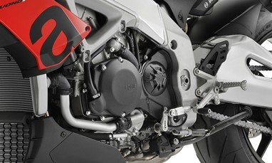 Aprilia Tuono V4 RR | Moto | Motos