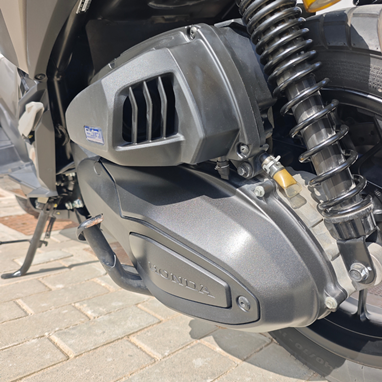 Honda ADV 350 | Scooter