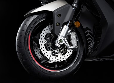 Kymco AK550 Premium | Scooter | Scooters acima 125