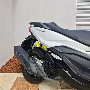 Honda Forza 125 | Scooter