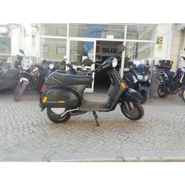 Piaggio Vespa 200 | Scooter