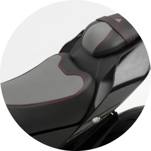 QJ Motor SRK 400 | Moto | Street