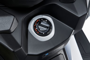 Kymco Xciting VS 400 Limited Edition | Scooter | Maxiscooters