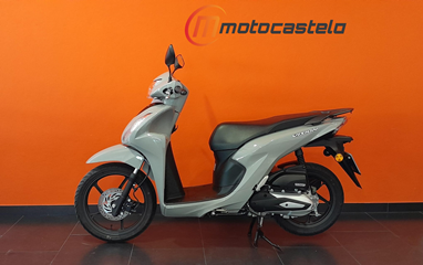 Honda Vision 110 | Scooter