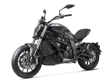 Benelli 502C | Moto | Naked