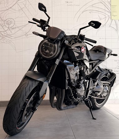 Honda CB 1000R Black Edition | Moto