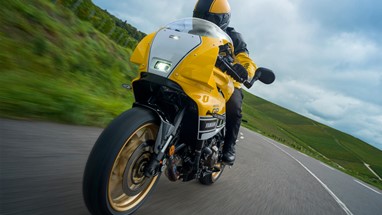 Yamaha XSR900 GP 2026 | Moto | Sport Heritage