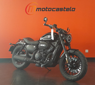 Keeway V 302 C | Moto