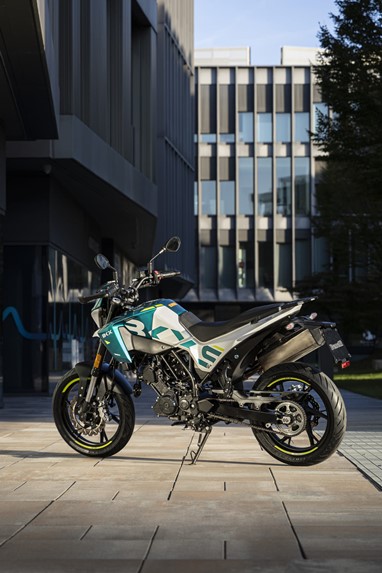 Benelli BKX 125 S | Moto | BKX
