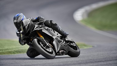 Yamaha R6 RACE 2025 | Moto | Super Desportivas