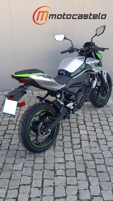 Kawasaki Z e-1 | Moto Elétrica
