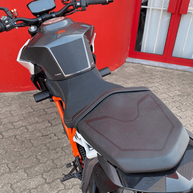 KTM SUPER DUKE 1300 | Moto