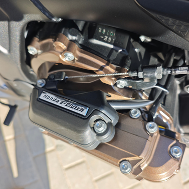 Honda CB 650R E-CLUTCH | Moto