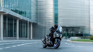 Yamaha XMAX 300 2025 | Scooter | Desporto
