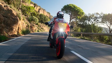 Yamaha XSR900 GP 2026 | Moto | Sport Heritage
