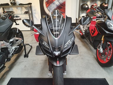 Aprilia RSV RSV4 1100 FACTORY | Moto