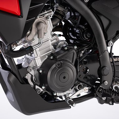 QJ Motor SRT 125DX | Moto | Adventure