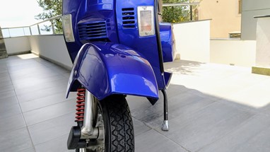 Vespa 50 PK | Scooter Clássica