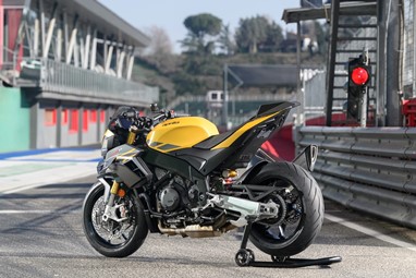 Aprilia Tuono V4 | Moto | Motos