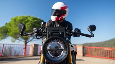 Yamaha XSR900 2025 | Moto | Sport Heritage