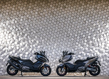 Kymco AK550 Premium | Scooter | Maxiscooters