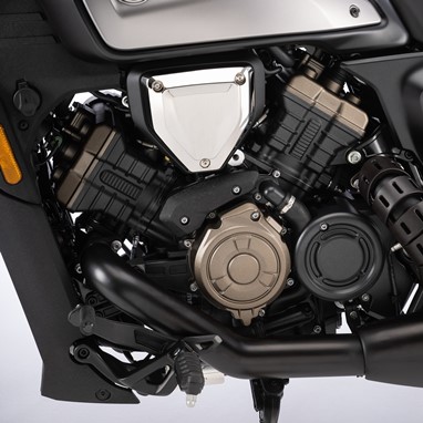 QJ Motor SRV 600V | Moto | Custom