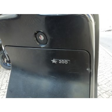 Piaggio Vespa 200 | Scooter