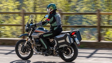 Moto Guzzi V85 TT Travel | Moto | V85