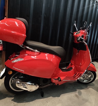 Vespa Primavera 125 | Scooter