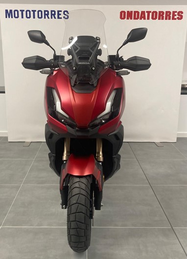 Honda ADV 350 | Scooter