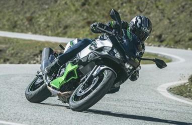 Kawasaki NINJA 7 HYBRID | Moto | Supersport