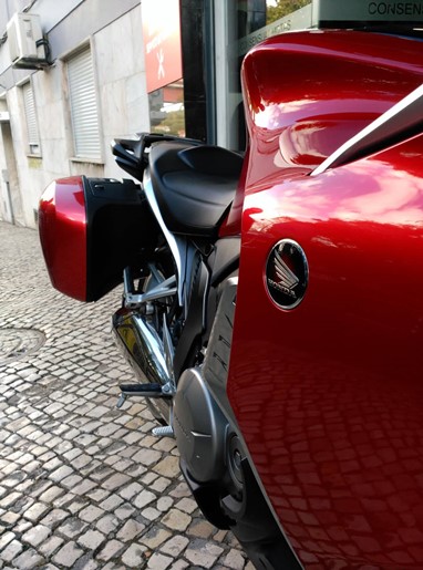 Honda VFR 1200 | Moto