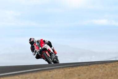 Yamaha R9 2026 | Moto | Super Desportivas