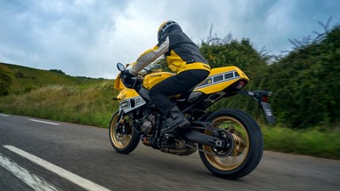 Yamaha XSR900 GP 2026 | Moto | Sport Heritage