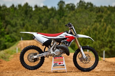 Yamaha YZ125 Edição Especial 70.º Aniversário 2026 | Moto | Competição