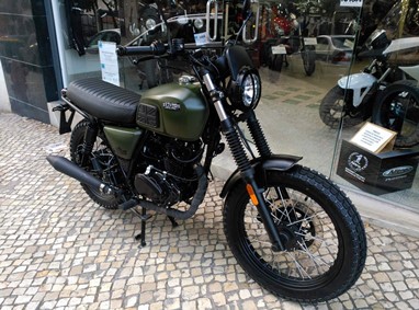Brixton BX125 Scrambler | Moto