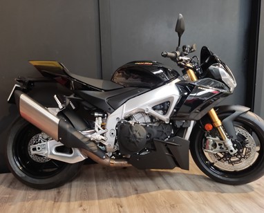 Aprilia Tuono V4 Factory | Moto