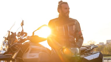 Moto Guzzi V85 TT Travel | Moto | V85