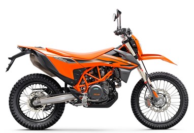 KTM 690 Enduro R | Moto | Travel