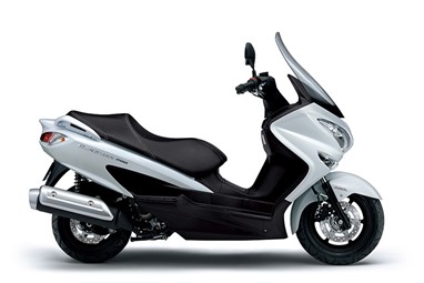 Suzuki Burgman 200 | Scooter | Scooter