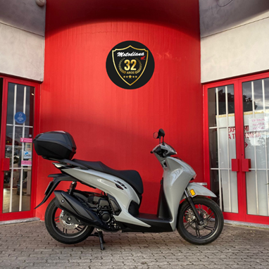 Honda SH SH350 SMART TOP BOX GARANTIA ATÉ 30.01.2029 | Moto