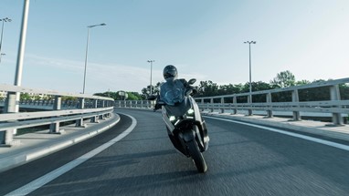 Yamaha XMAX 300 Tech MAX 2025 | Scooter | Desporto
