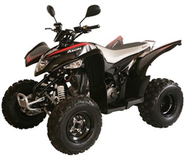 Aeon Cobra 220 Hi-Perf | ATV | Moto 4