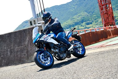 Suzuki SV-7GX | Moto | Estrada