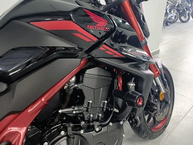 Honda CB 750 Hornet | Moto