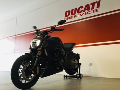 Ducati Diavel Dark | Moto