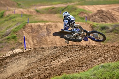 Yamaha YZ125 2026 | Moto | Competição