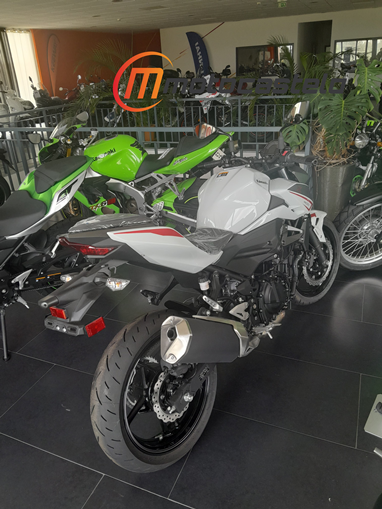 Kawasaki Z 400 | Moto